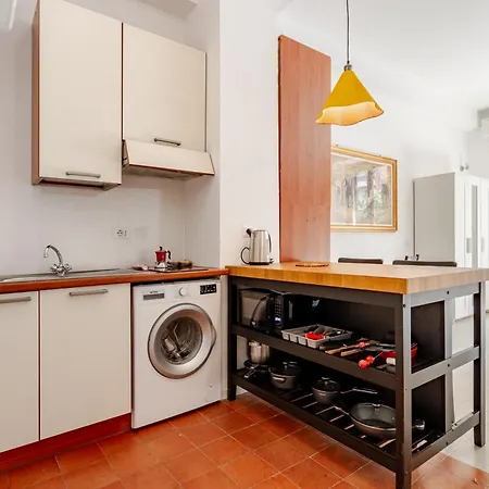 Proletarian Apartament